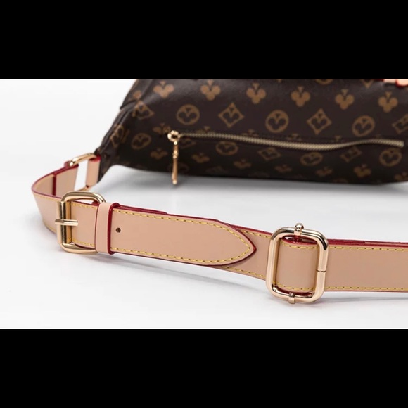 Sold !! Lv bag !!! Not authentic !!! - Picture 9 of 9